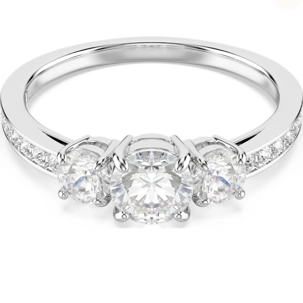 Swarovski Elegant Silver Triple Stone Ring BNIB